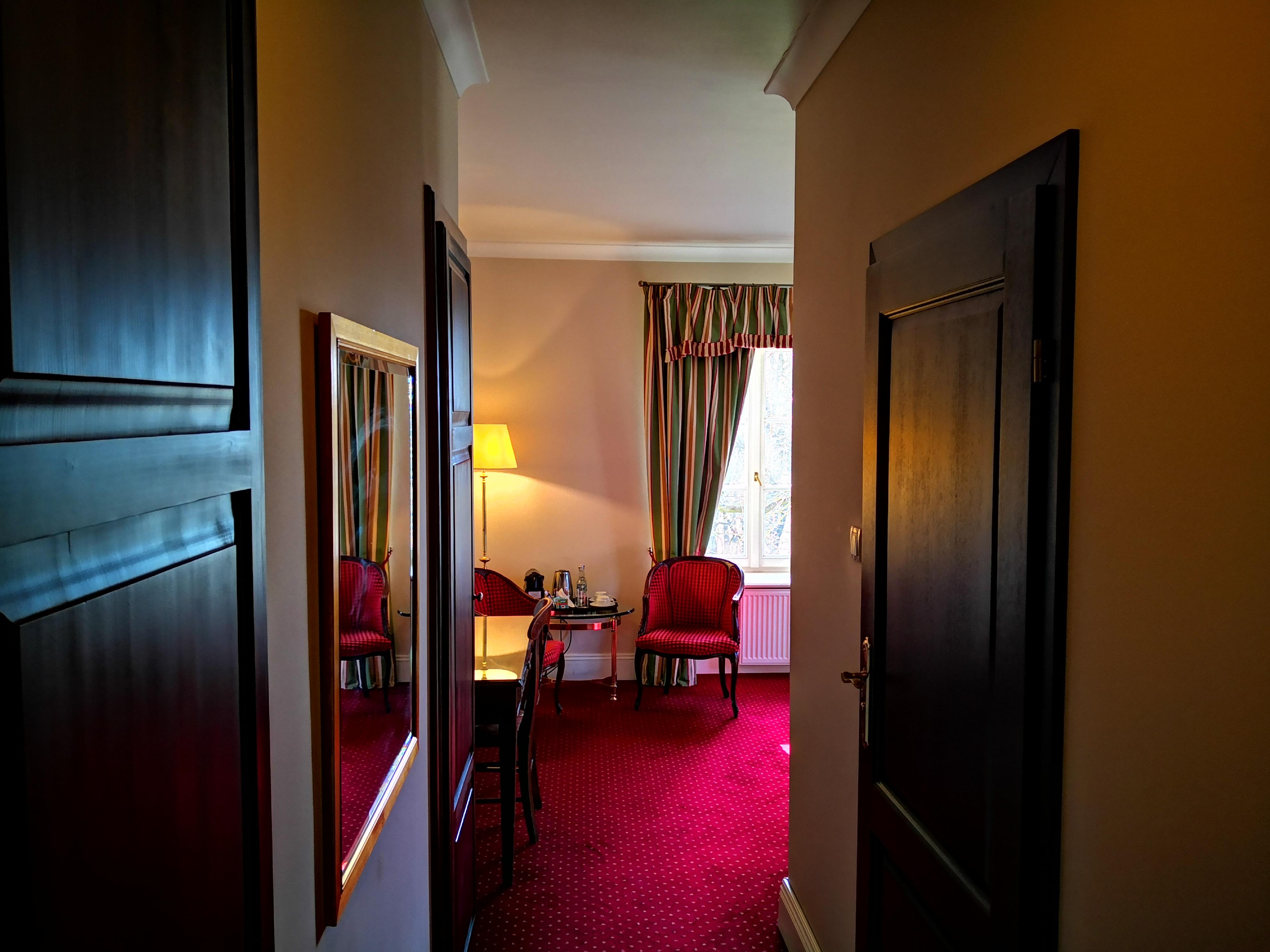Dwor Sierakow Hotell Exteriör bild