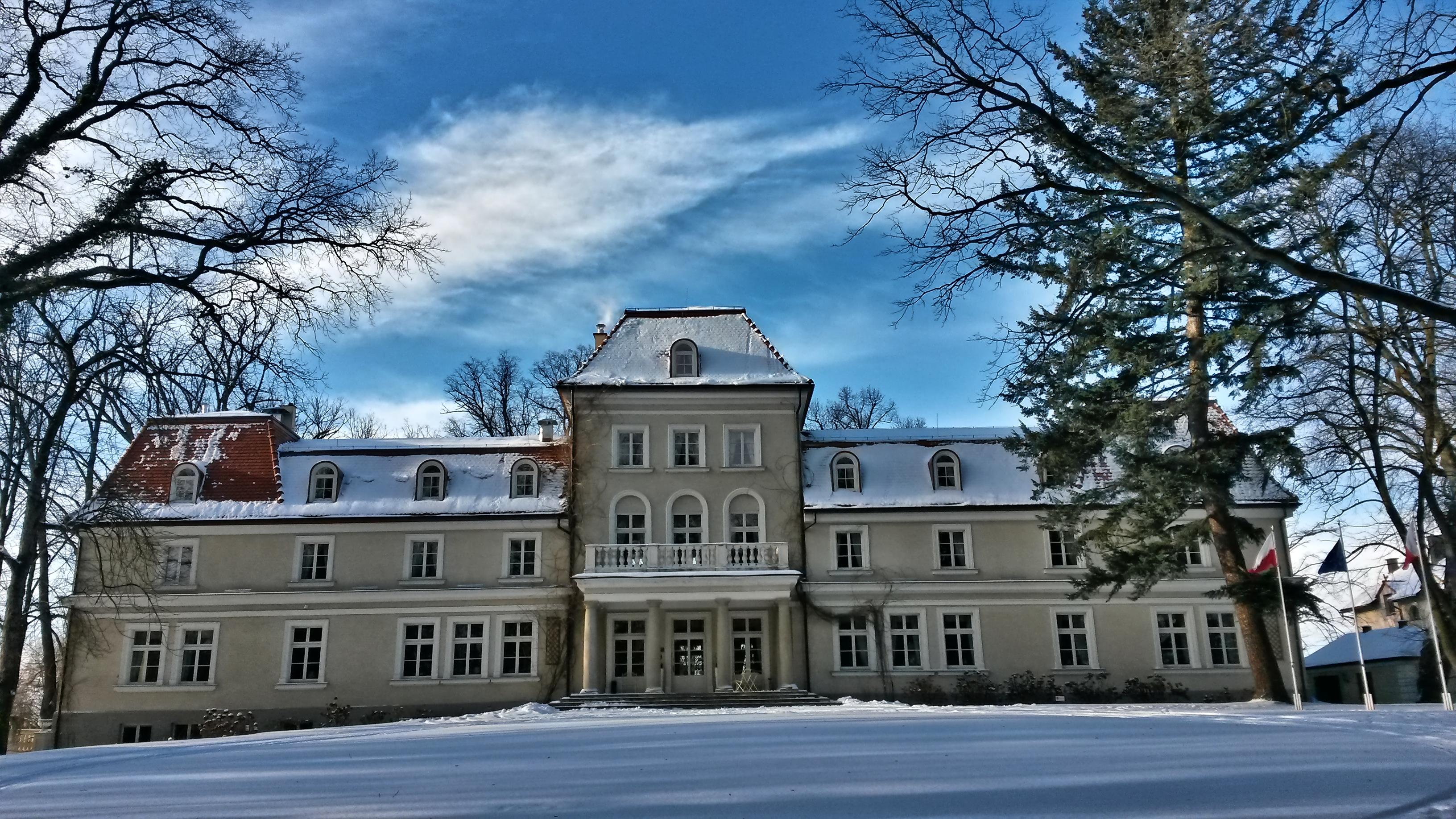 Dwor Sierakow Hotell Exteriör bild