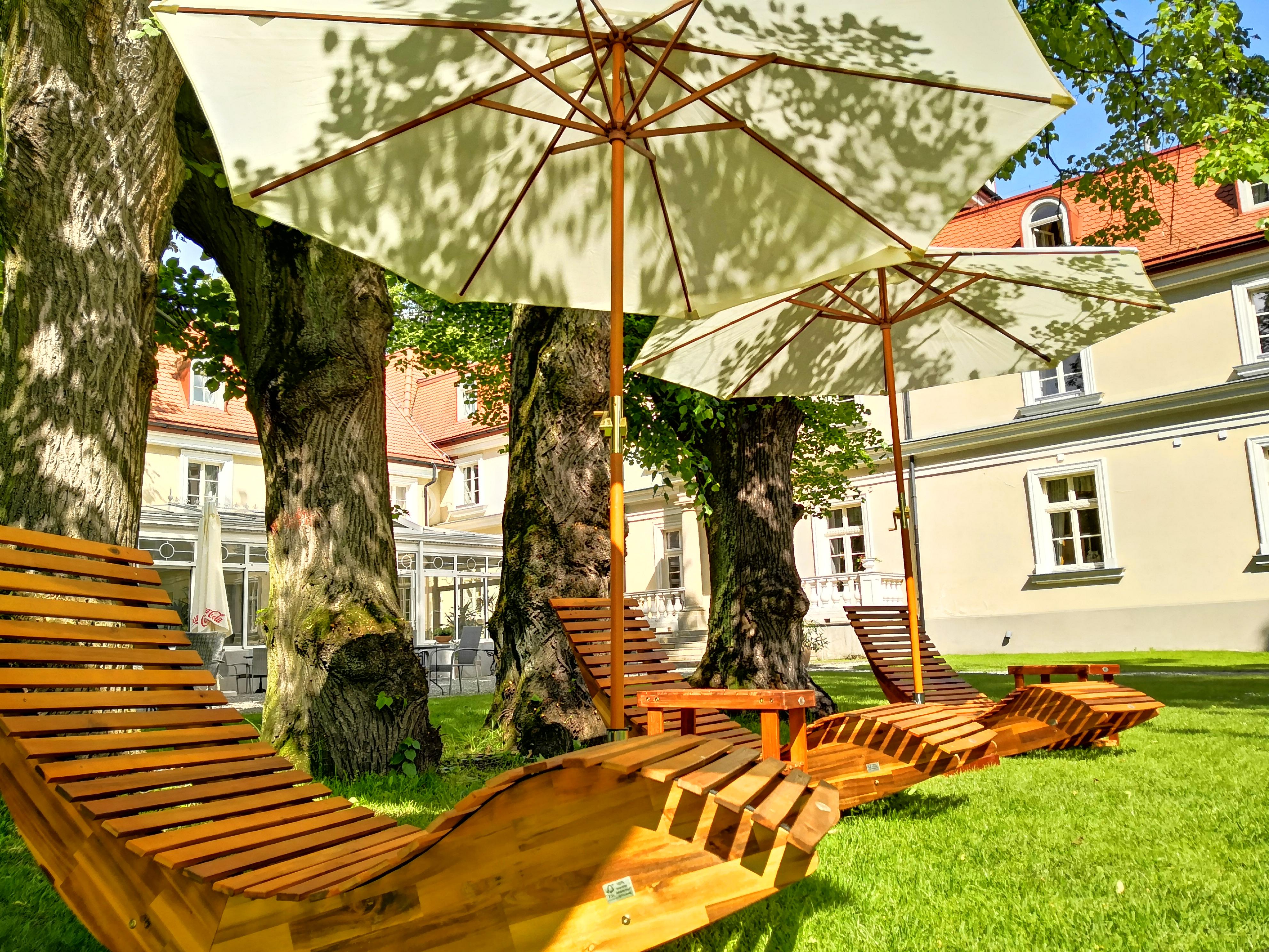 Dwor Sierakow Hotell Exteriör bild
