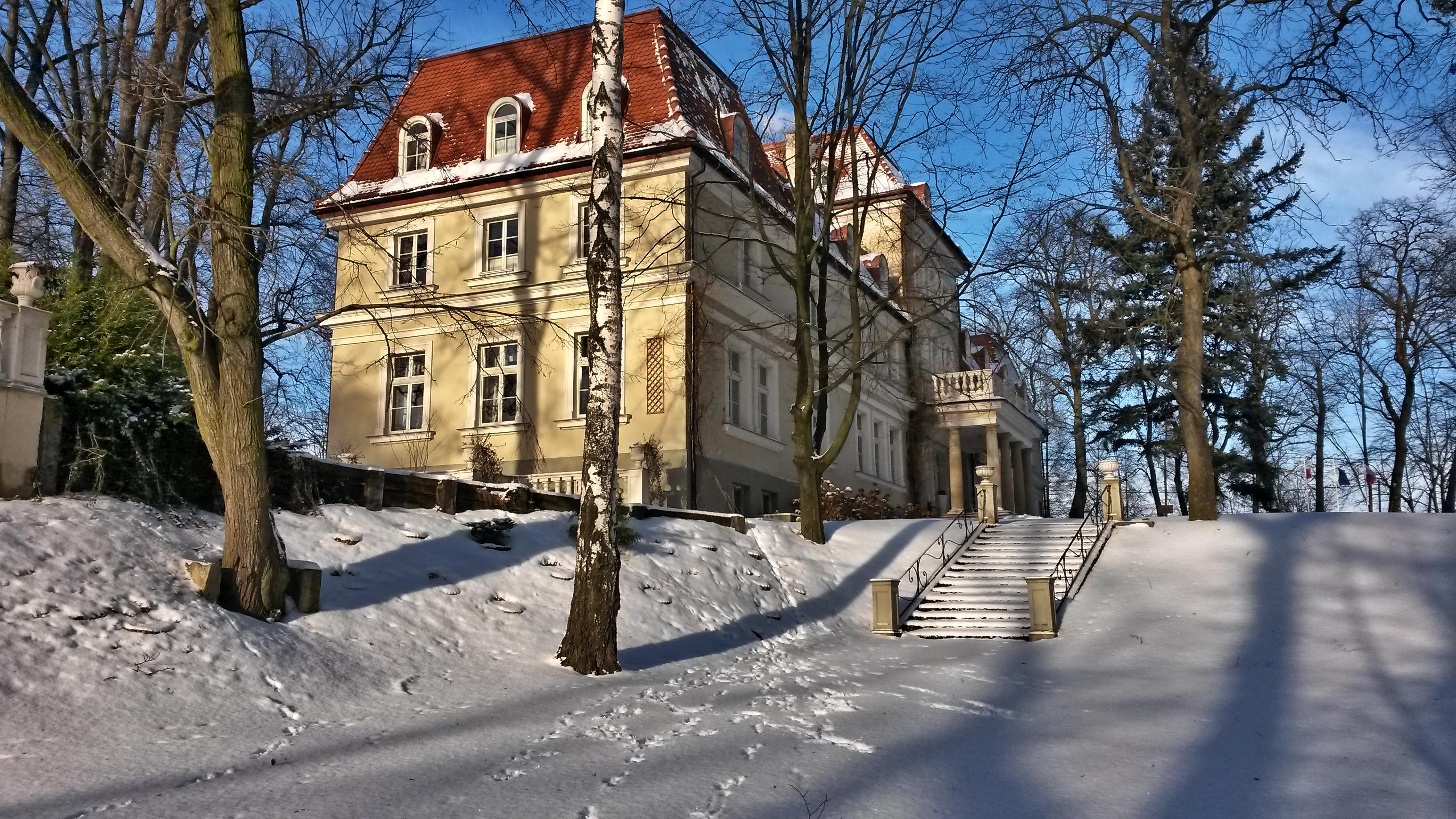 Dwor Sierakow Hotell Exteriör bild